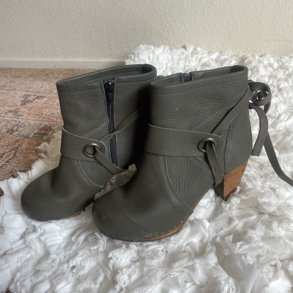 Sanita Danish Design Heels